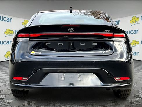 Used 2024 Toyota Prius Limited image 5