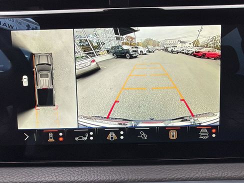 Used 2024 GMC Sierra 1500 Denali w/ Technology Package image 15