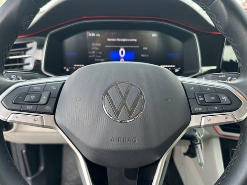 Used 2025 Volkswagen Jetta S image 25