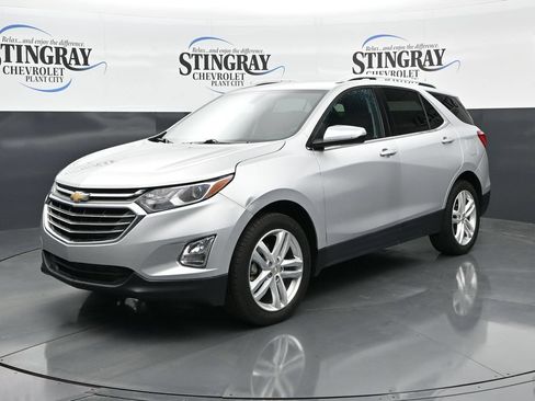 Used 2019 Chevrolet Equinox Premier AWD/4WD image 3