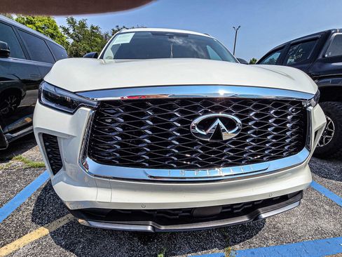Certified 2023 INFINITI QX60 Sensory w/ Vision Package AWD/4WD image 2