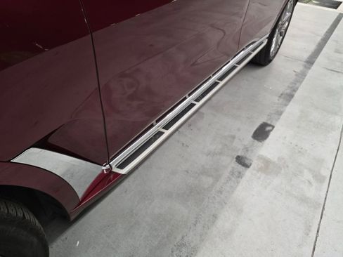 Used 2025 BMW X7 xDrive40i image 11