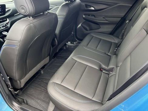 Used 2025 Buick Envista Sport Touring w/ Convenience I Package image 14