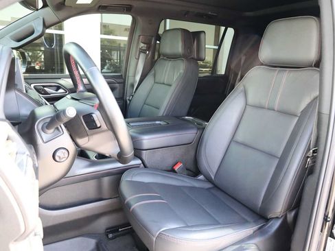 Used 2024 Chevrolet Suburban RST w/ Luxury Package AWD/4WD image 39