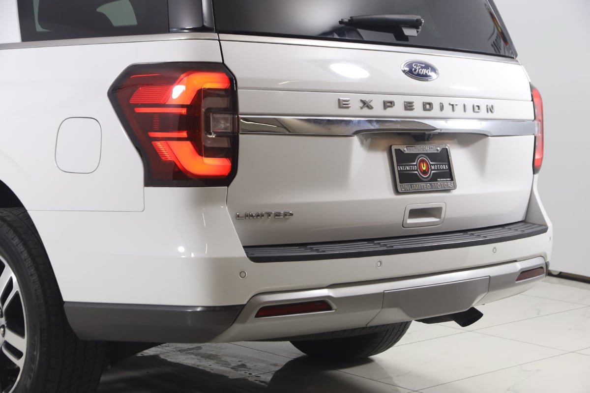 Used 2024 Ford Expedition Limited AWD/4WD image 22