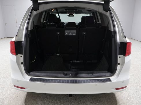 Used 2023 Honda Odyssey Elite image 22
