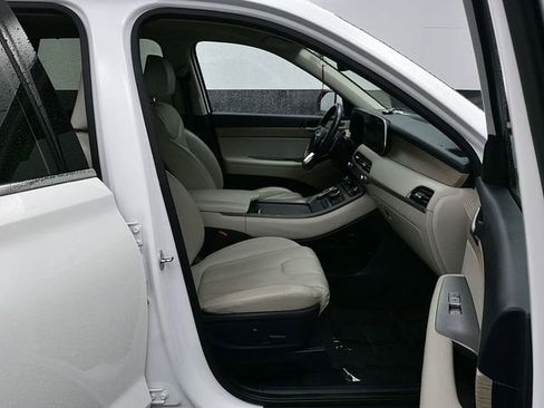 Used 2021 Hyundai Palisade SEL w/ Premium Package image 12