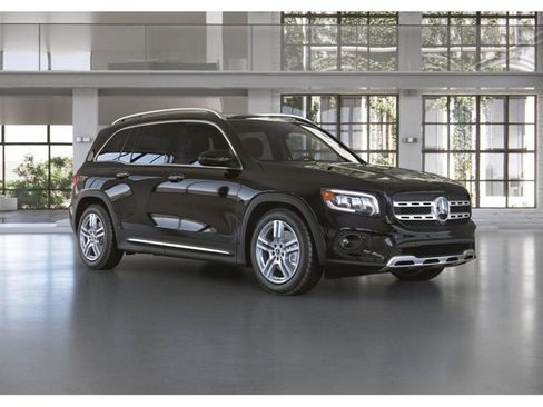 Certified 2023 Mercedes-Benz GLB 250 4MATIC image 12