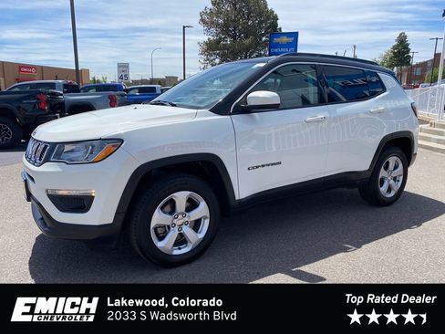 Used 2019 Jeep Compass Latitude w/ Cold Weather Group AWD/4WD image 1