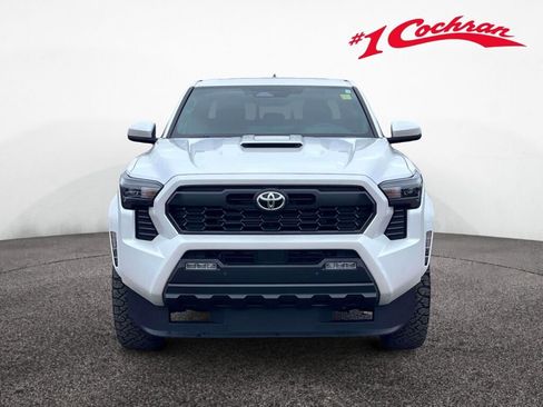 Used 2024 Toyota Tacoma TRD Sport w/ TRD Sport Upgrade Package AWD/4WD image 12