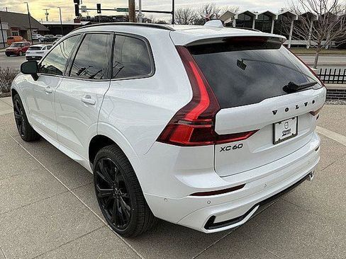 New 2026 Volvo XC60 T8 Ultra w/ Climate Package AWD/4WD image 10