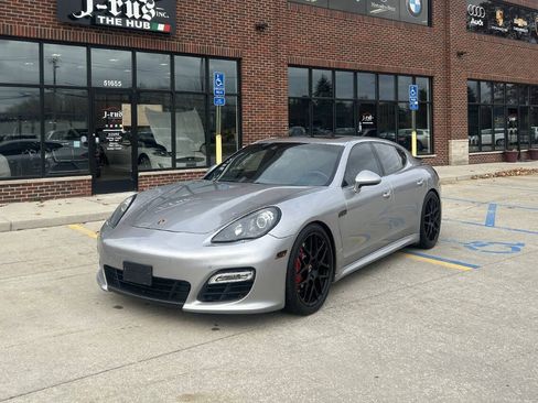 Used 2013 Porsche Panamera image 2