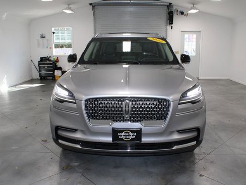 Used 2022 Lincoln Aviator Reserve w/ Equipment Group 201A image 3