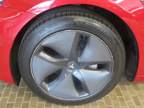 Used 2020 Tesla Model 3 Long Range image 7