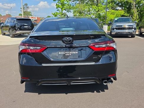 Used 2023 Toyota Camry SE FWD image 4