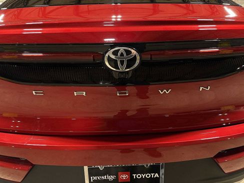 Used 2023 Toyota Crown XLE image 25