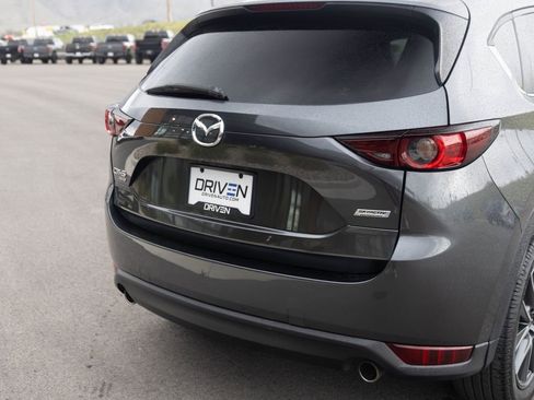 Used 2018 MAZDA CX-5 Touring w/ Preferred Equipment Package image 9