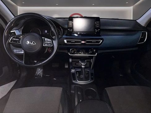 Used 2021 Kia Seltos S FWD image 9