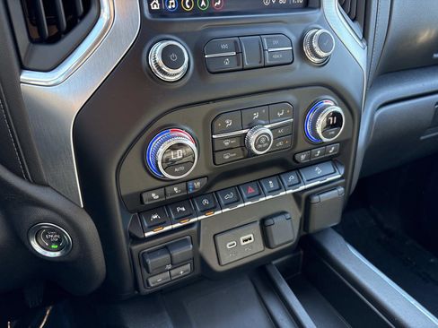 Certified 2021 GMC Sierra 1500 SLT w/ SLT Premium Plus Package image 24