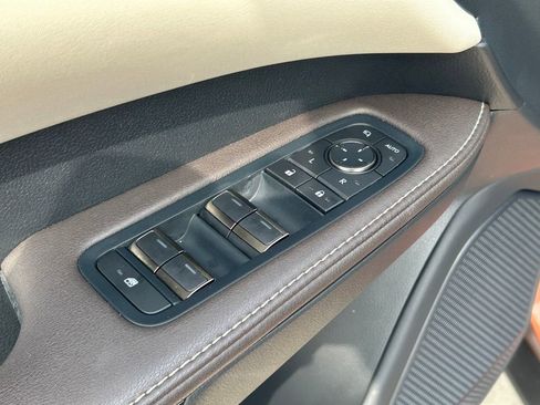 Used 2024 Lexus RX 350 w/ Convenience Package image 23