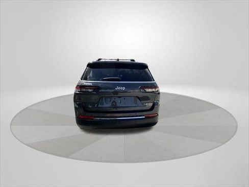 Certified 2024 Jeep Grand Cherokee L Limited image 6