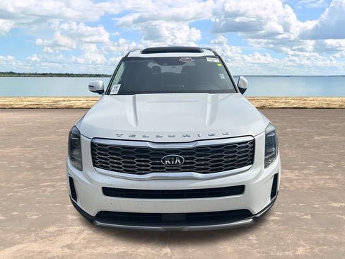 Used 2020 Kia Telluride S FWD image 2