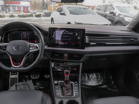 Used 2025 Volkswagen Jetta GLI Autobahn w/ GLI Black Package image 28