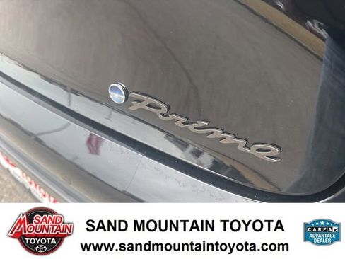 Used 2024 Toyota Prius Prime XSE image 10