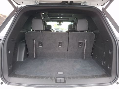 Used 2023 Chevrolet Traverse Premier AWD/4WD image 34