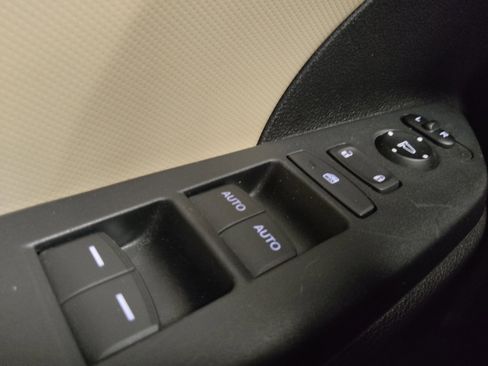 Used 2018 Honda Civic Sport image 27