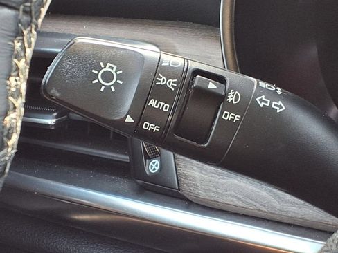 Used 2022 Kia Telluride SX w/ SX Prestige Package AWD/4WD image 19