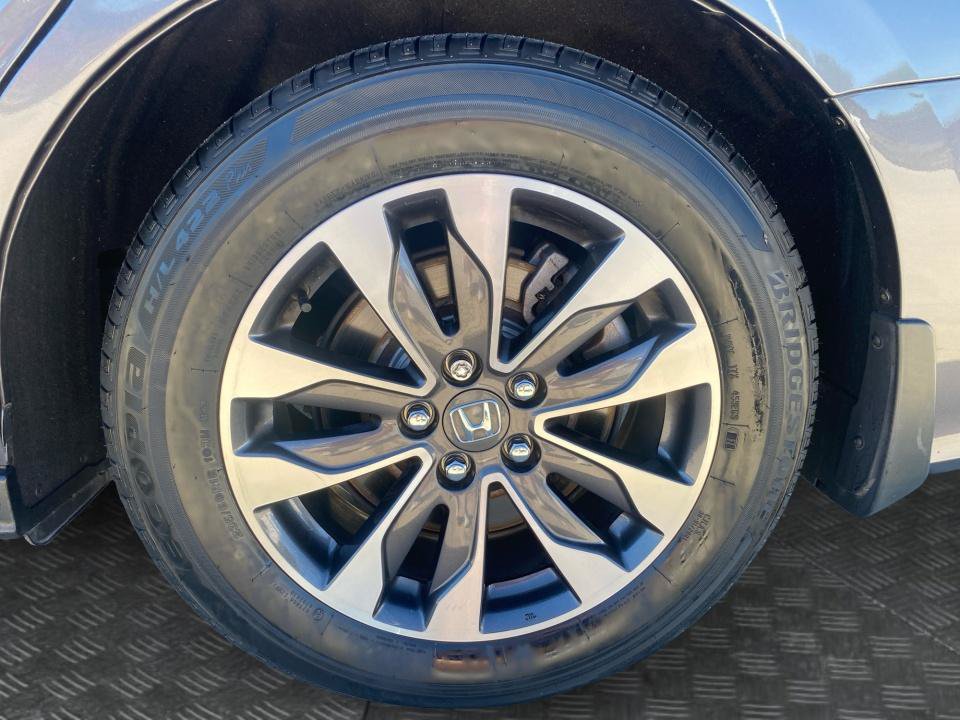 Certified 2024 Honda Odyssey EX-L image 22
