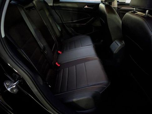 Used 2024 Volkswagen Jetta SE image 17