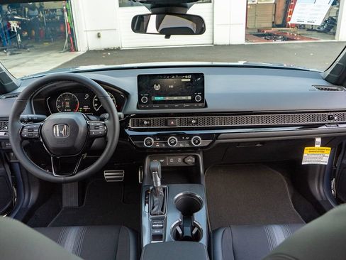 New 2026 Honda Civic Sport image 17