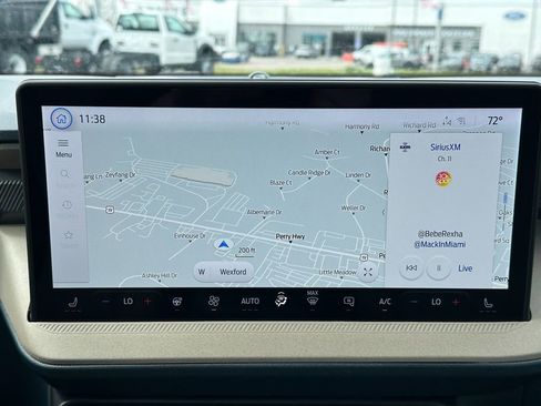 New 2025 Ford Maverick Lariat w/ 4K Tow Package image 13