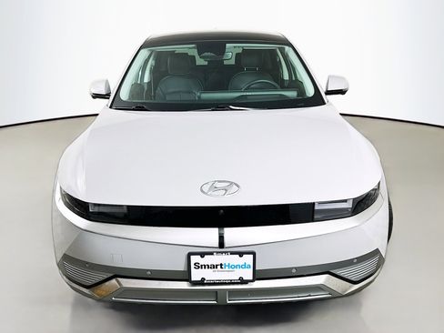 Used 2023 Hyundai Ioniq 5 Limited image 2