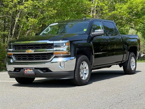 Used 2018 Chevrolet Silverado 1500 LT w/ All Star Edition AWD/4WD image 7