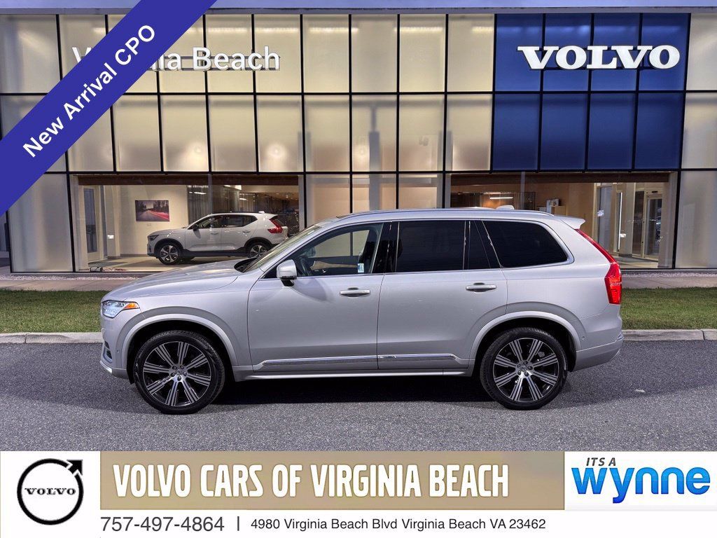 Used 2024 Volvo XC90 B5 Plus AWD/4WD image 1