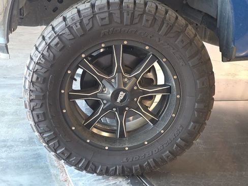 Used 2018 Ford F150 XLT w/ Equipment Group 301A Mid AWD/4WD image 12