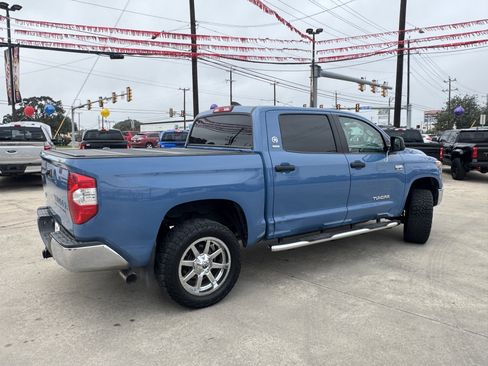 Used 2021 Toyota Tundra SR5 w/ SR5 Upgrade Package image 7