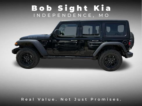 Used 2024 Jeep Wrangler Unlimited Sport AWD/4WD image 6