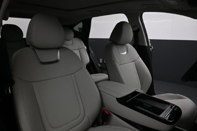 New 2026 Hyundai Tucson Limited AWD/4WD image 13
