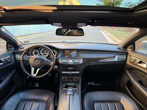 Used 2014 Mercedes-Benz CLS 550 4MATIC image 29