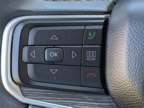 Used 2024 Jeep Wagoneer L Series II image 22