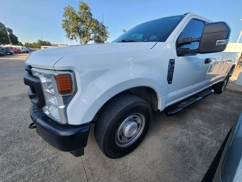 Used 2022 Ford F250 XL w/ Power Equipment Group RWD image 2