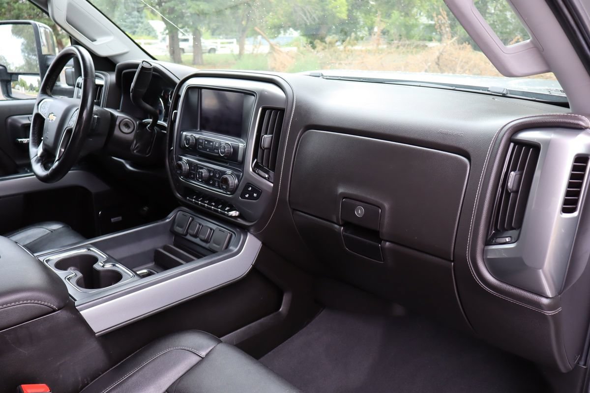 Used 2019 Chevrolet Silverado 2500 LTZ w/ Duramax Plus Package AWD/4WD image 17