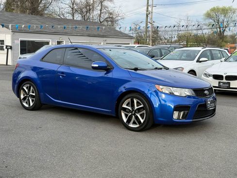 Used 2010 Kia Forte Koup SX image 12