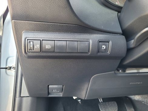 Used 2023 Toyota Corolla LE FWD image 26