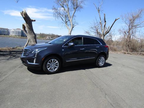 Used 2019 Cadillac XT5 AWD image 37