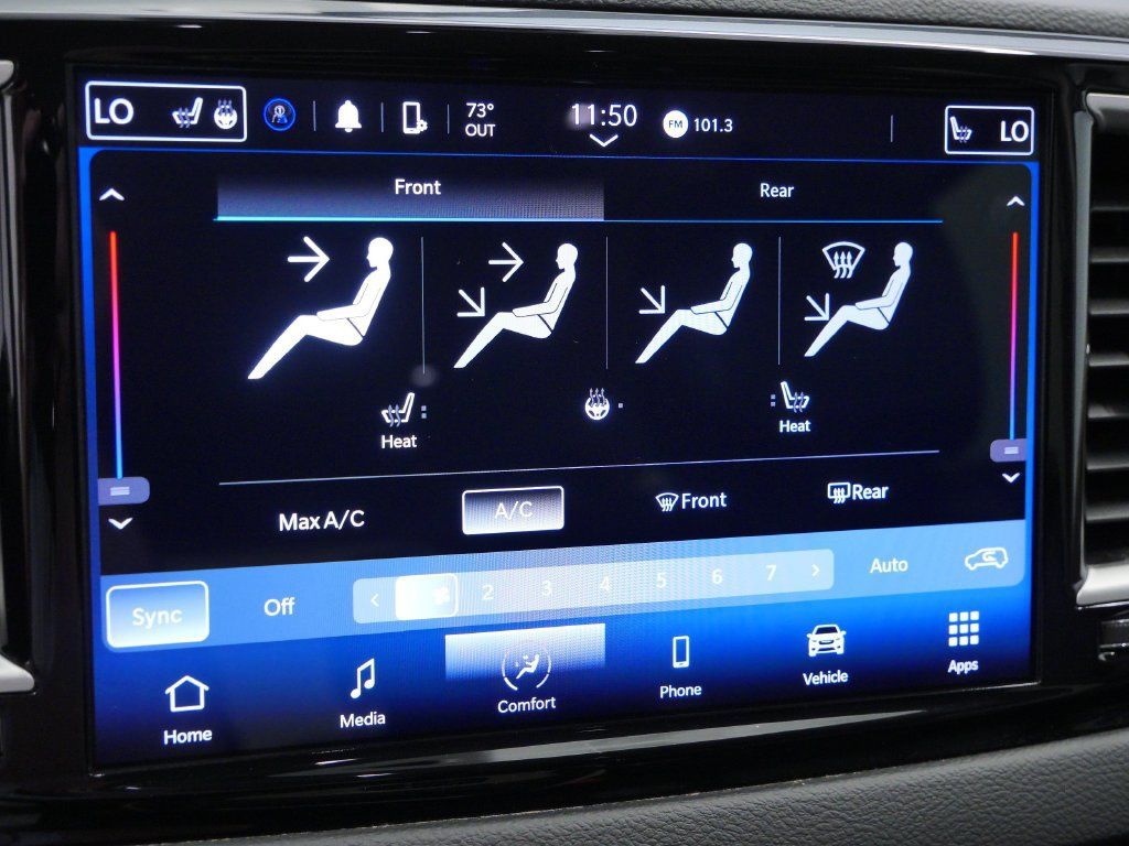 Certified 2023 Chrysler Pacifica Touring-L FWD image 30